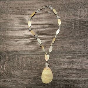 Barse Mother of Pearl Necklace